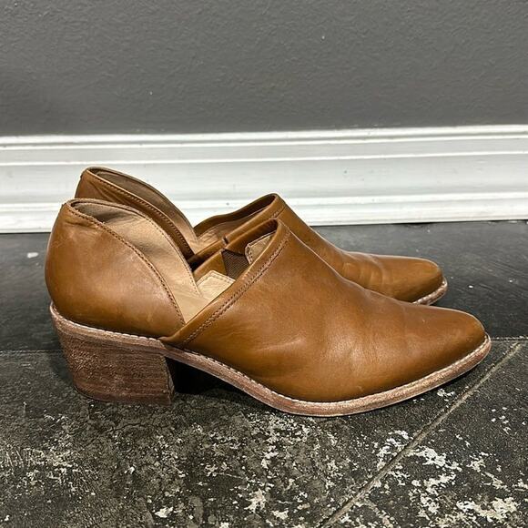 Madewell Shoes - MADEWELL The Brady Lowcut Bootie Brown 10